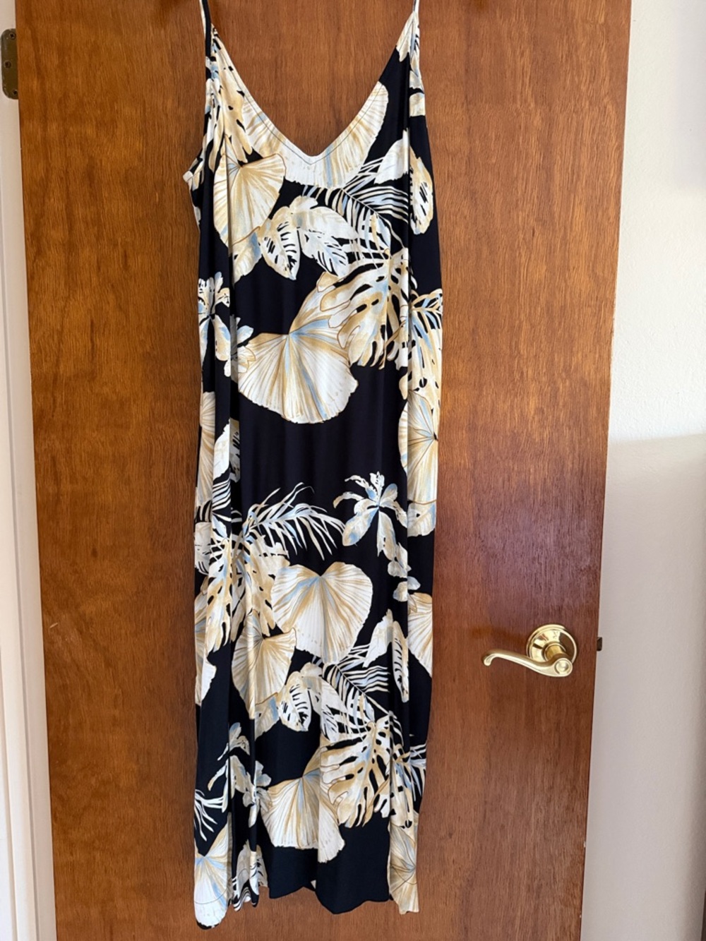 Karen Kane Black and Cream Tropical Print Slip Dress NWOT
